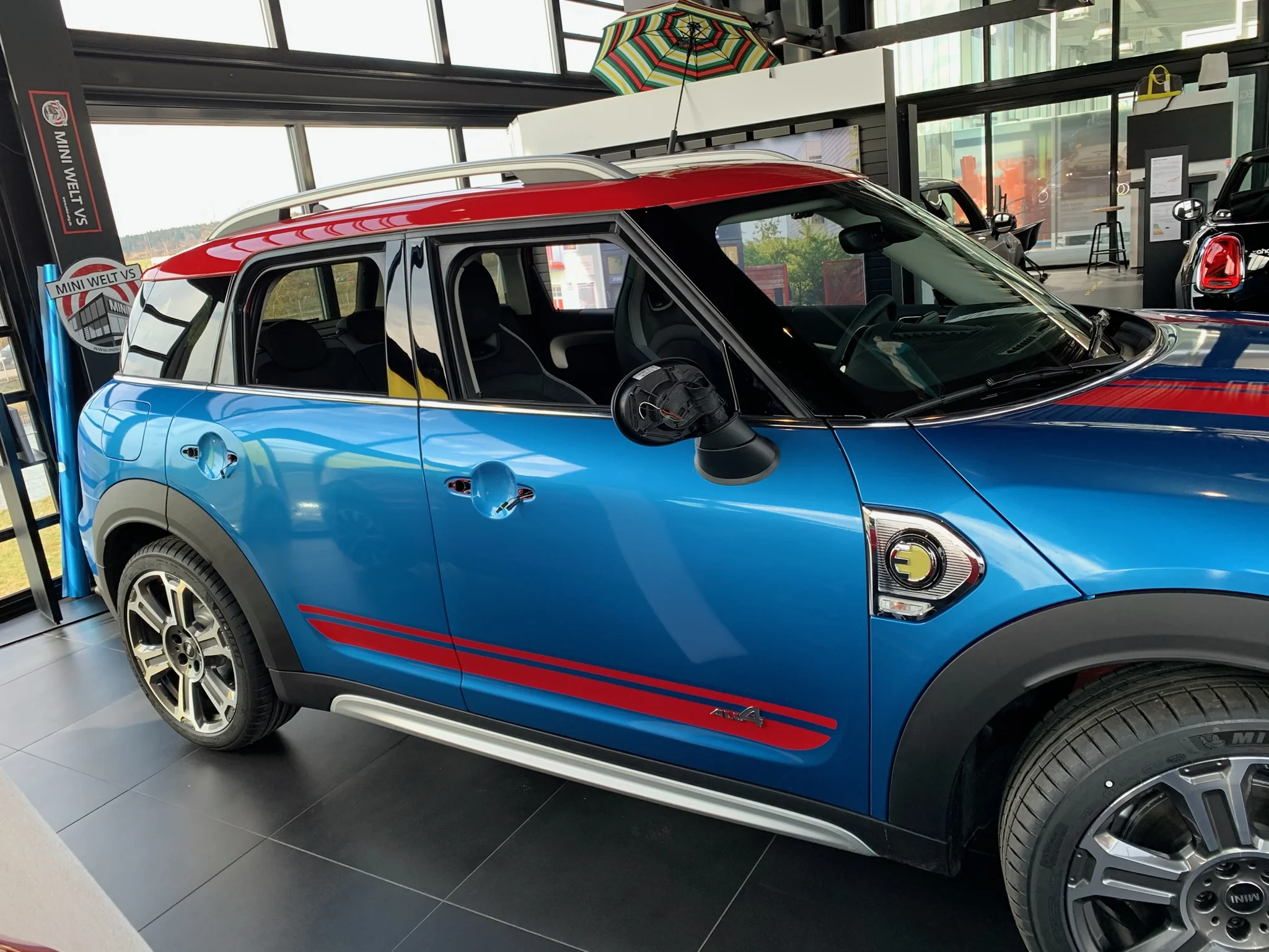 MINI Countryman – Rallyestreifen Rot – Foto 5