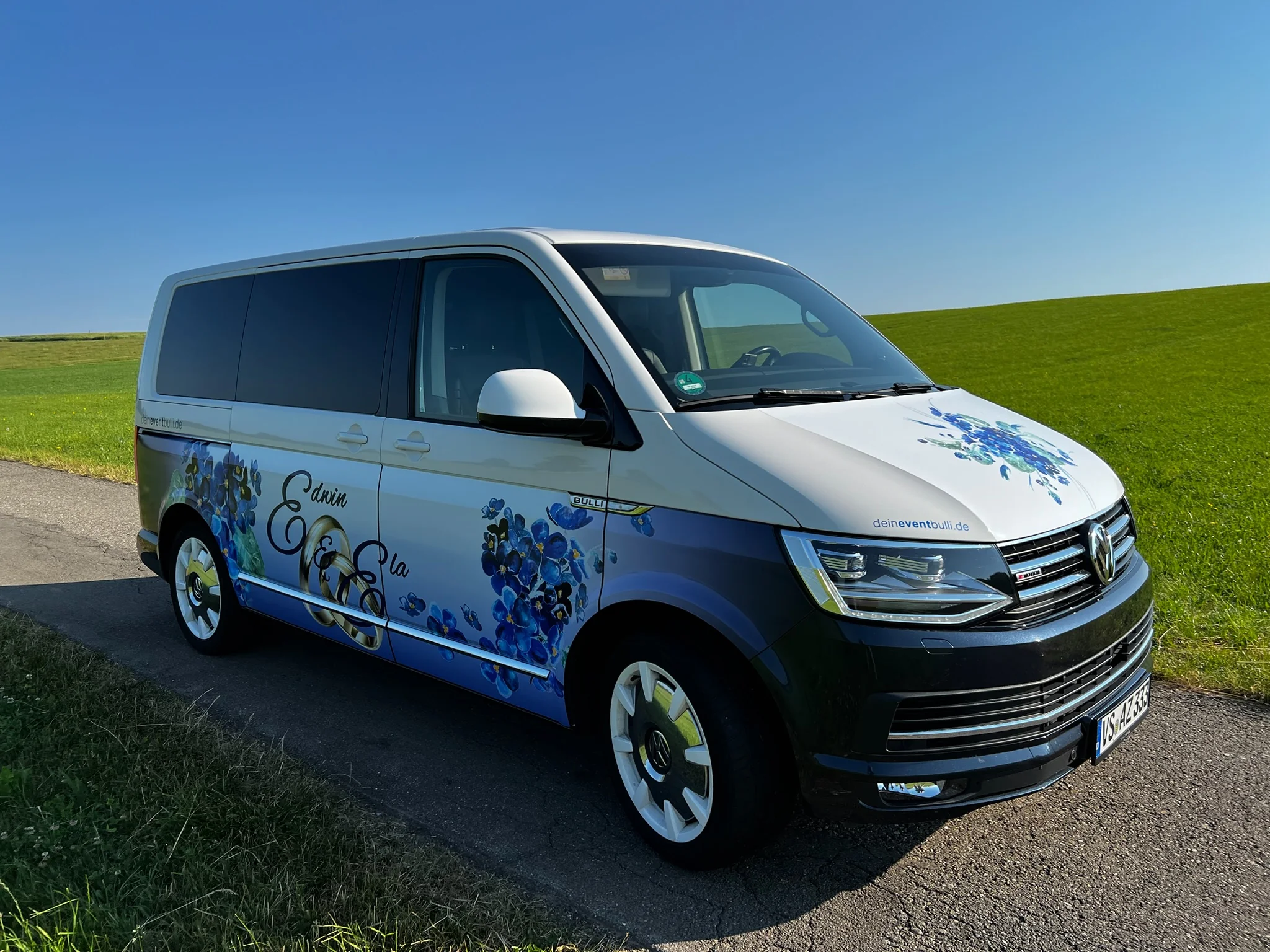 VW T6 Multivan – Hochzeitsdesign im Digitaldruck – Foto 13