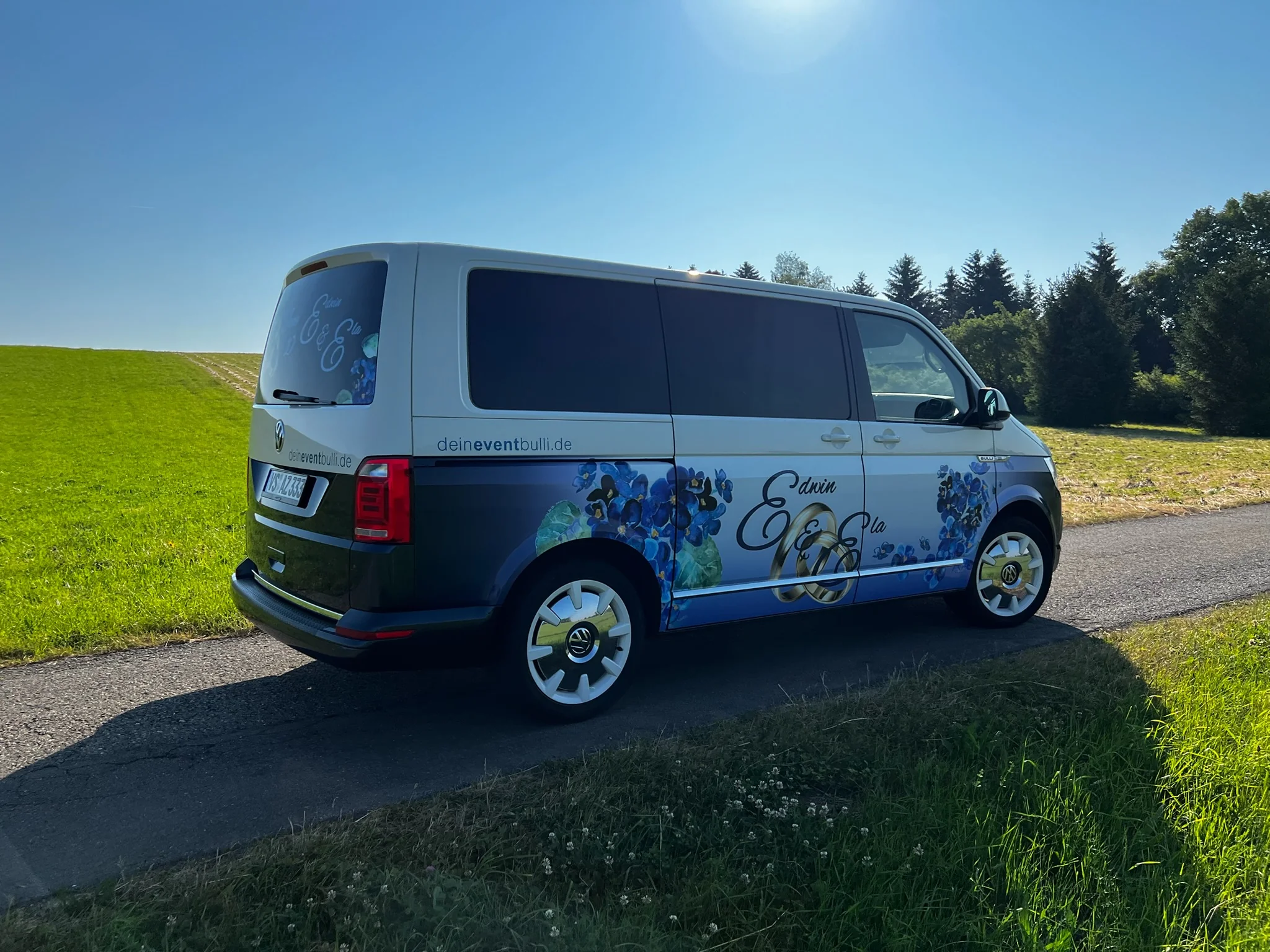 VW T6 Multivan – Hochzeitsdesign im Digitaldruck – Foto 17