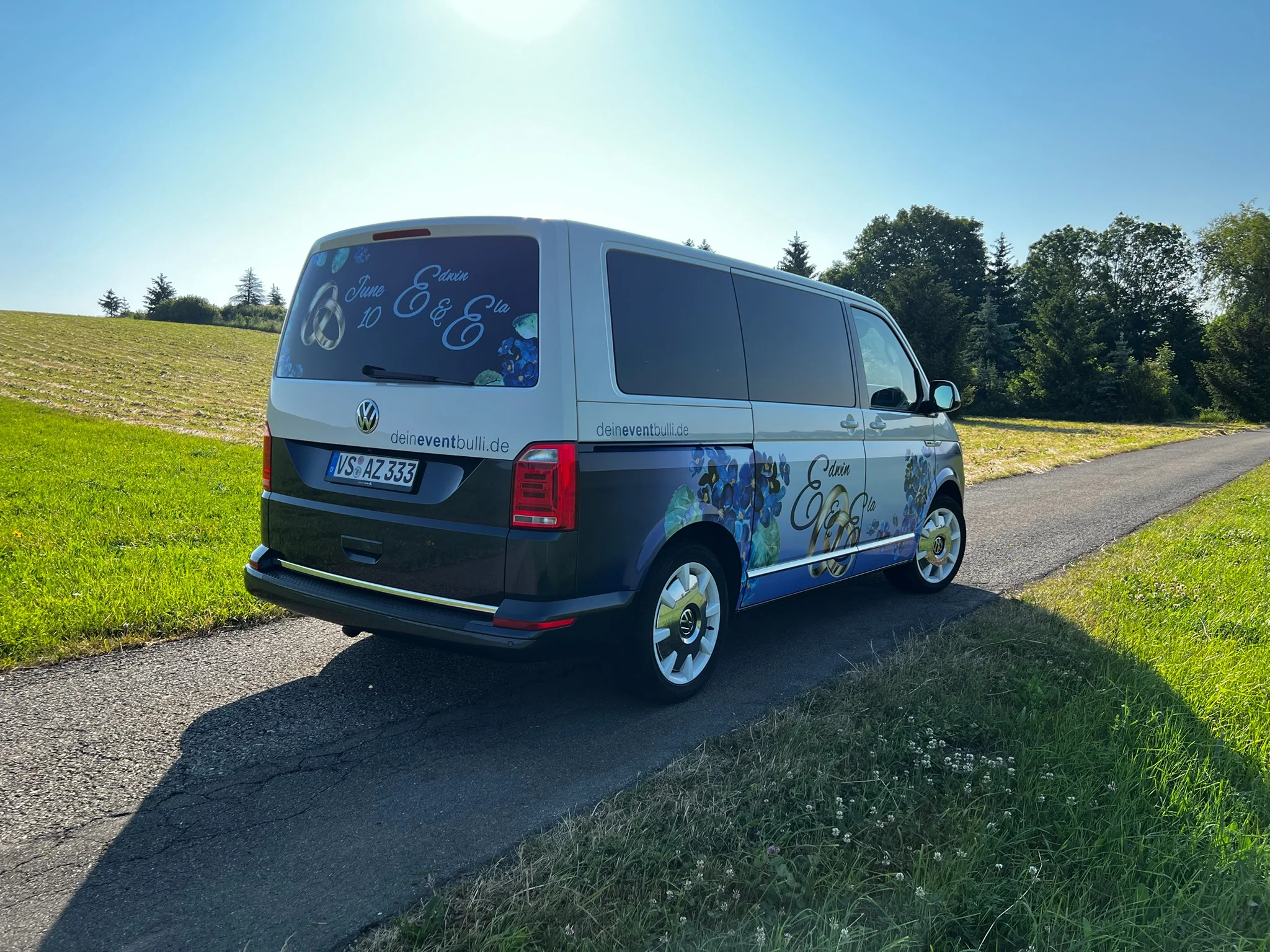 VW T6 Multivan – Hochzeitsdesign im Digitaldruck – Foto 18