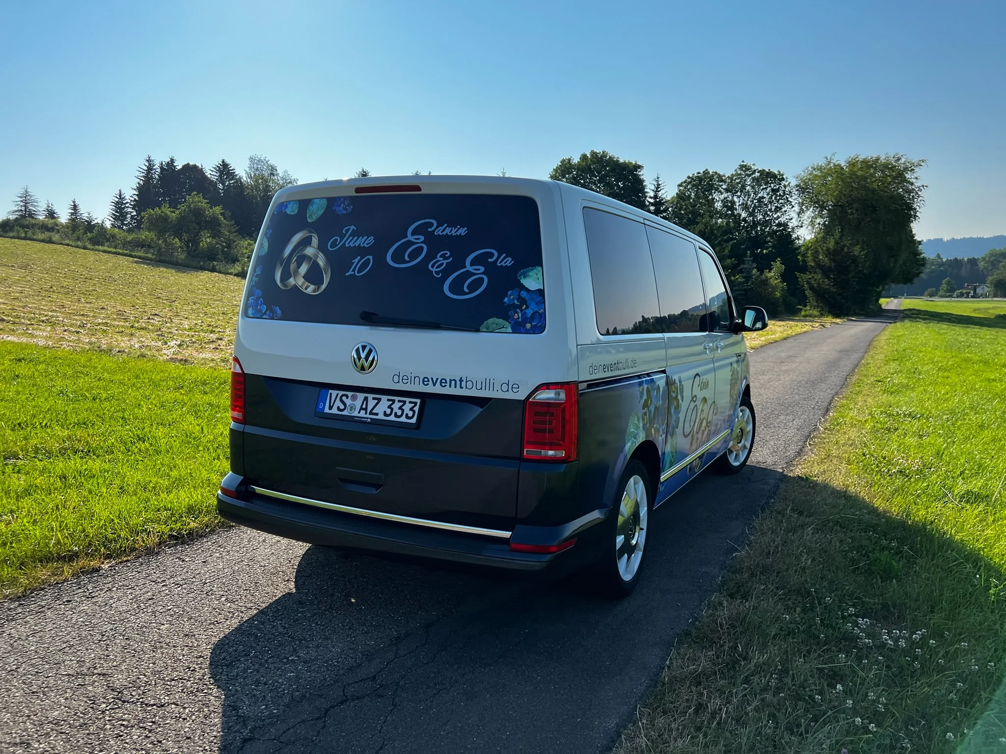 VW T6 Multivan – Hochzeitsdesign im Digitaldruck – Foto 19