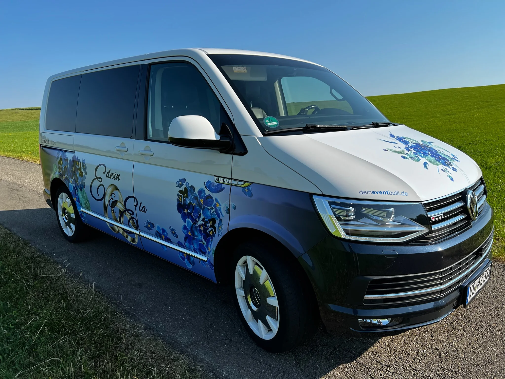 VW T6 Multivan – Hochzeitsdesign im Digitaldruck – Foto 33