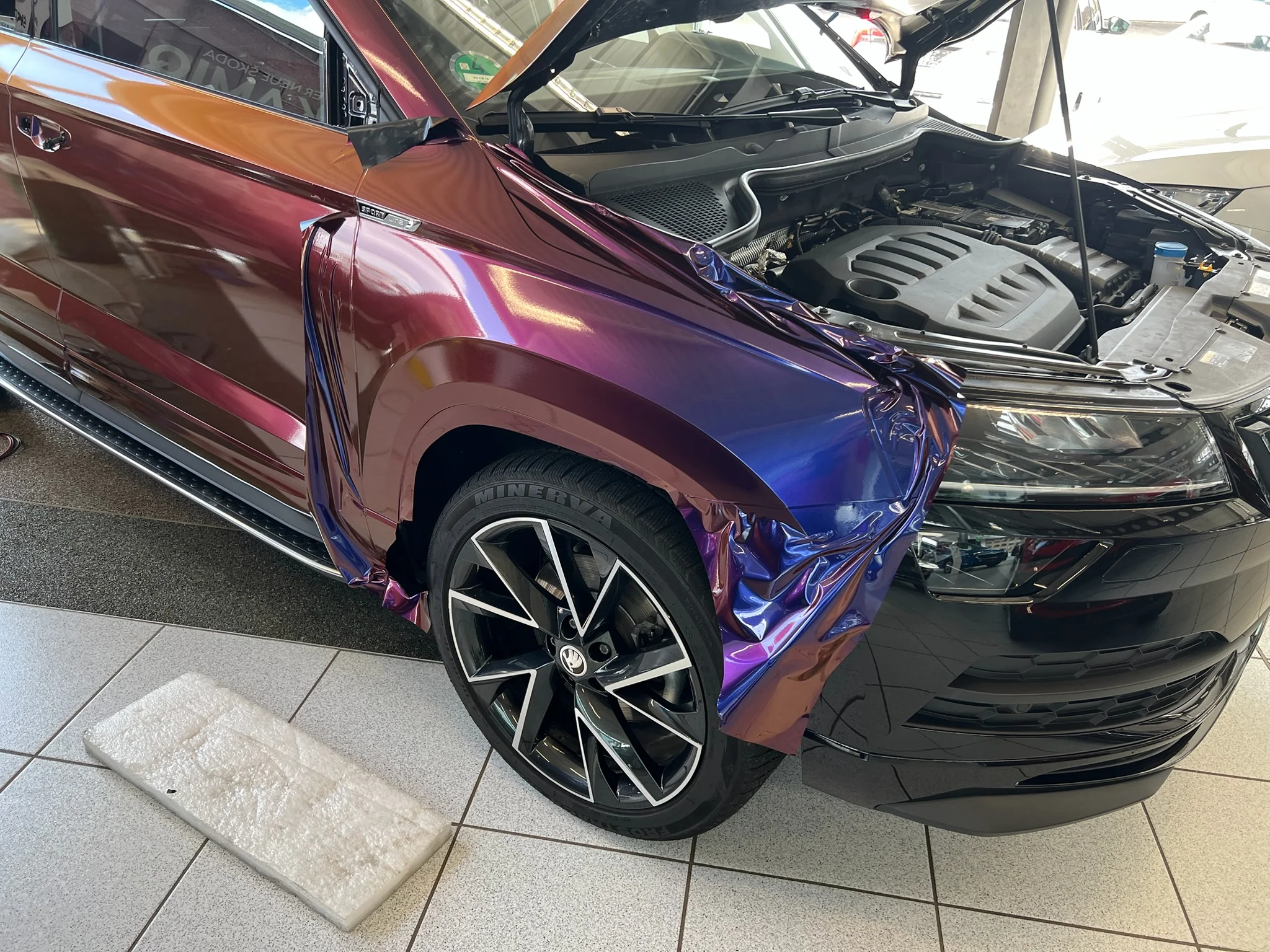 Škoda Karoq – Vollfolierung Farbwechsel – Foto 9